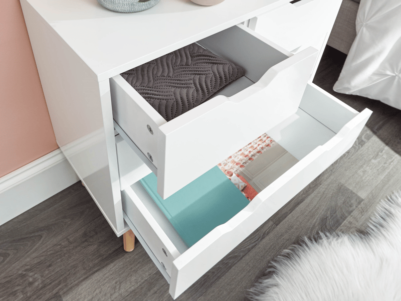 Nyborg 2 plus 2 Drawer Chest - image 5